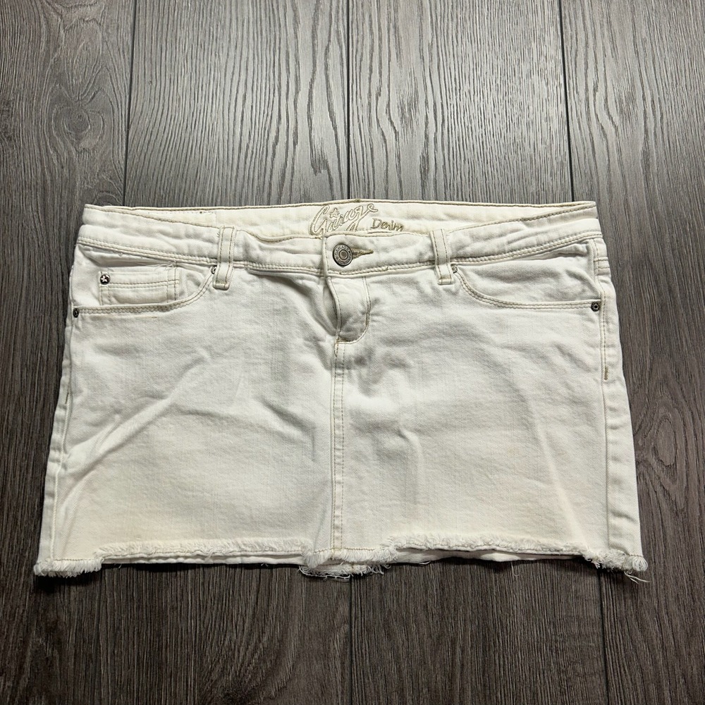 Garage Denim Women White Mini Skirt Size 7 Y2K Low Rise Frayed Hem Cotton Blend